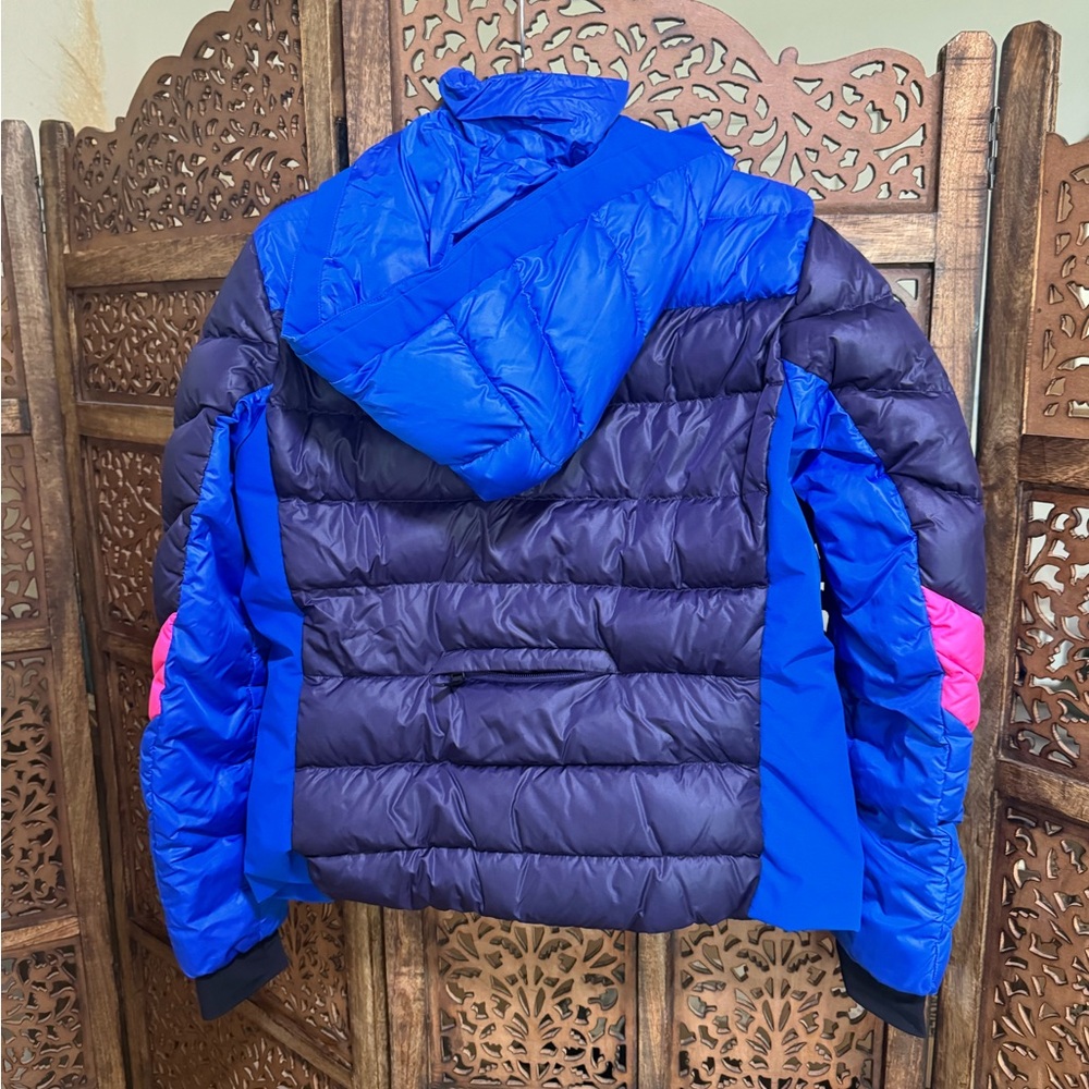 Bogner Blue and Pink Ski Jacket - Picture 4 of 4